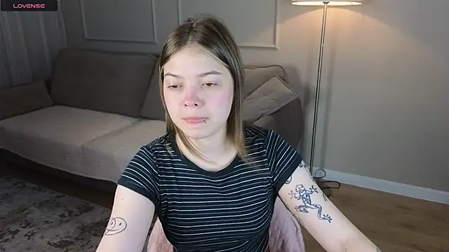 patriciapink online show from May 1, 8:28 am
