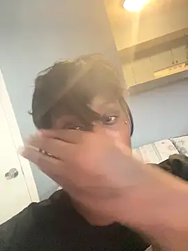 Cocomamii1 online show from December 17, 11:42 pm