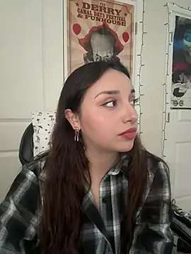 CharmingMaddie online show from January 9, 6:56 pm