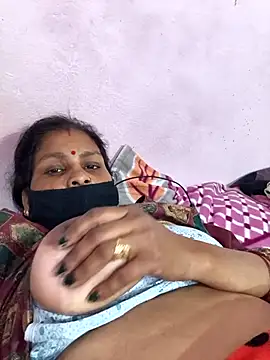 Love-pari077 online show from February 5, 2:42 pm