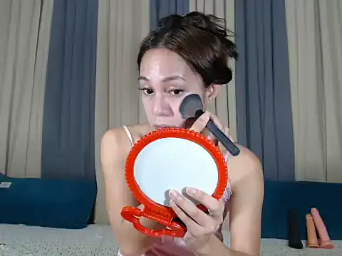 Jadehotcum online show from June 15, 1:33 pm