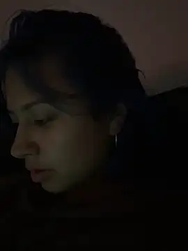 lynn9000 online show from June 6, 7:47 am