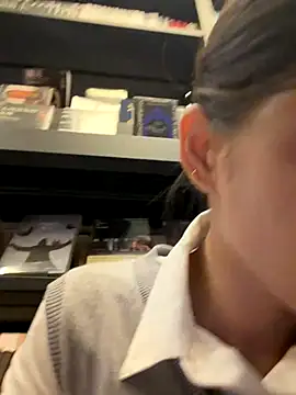 Adora188 online show from December 4, 6:37 am