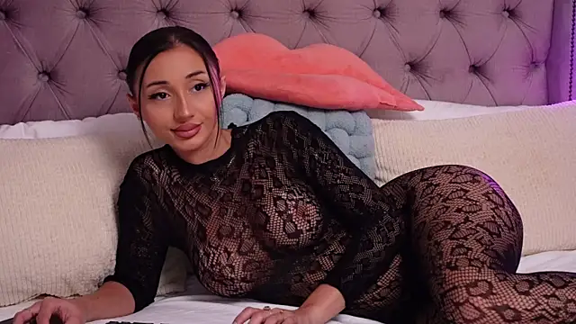JenniferLovve online show from July 23, 4:53 am