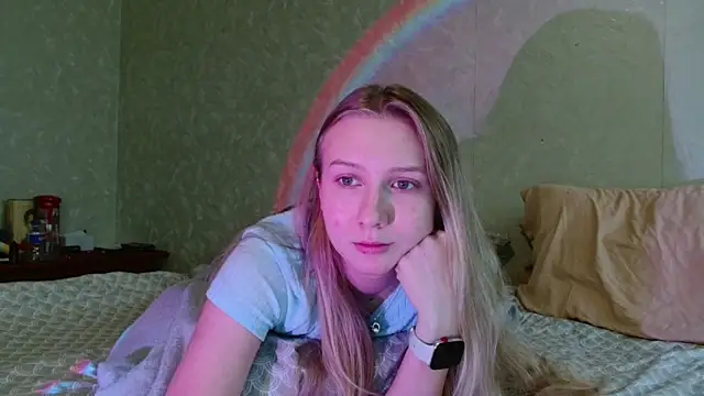 Snapshot of you_cant_forget chatting on October 9, 1:37 pm you cant forget online show from October 9, 1:37 pm