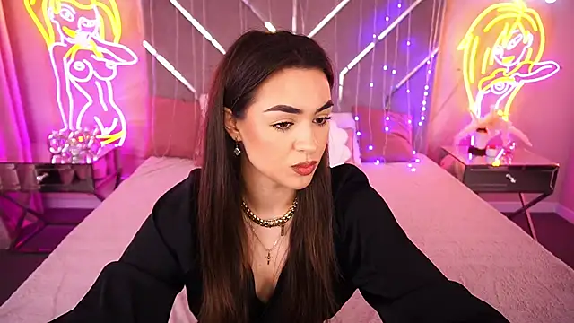 EricaSin online show from June 11, 6:43 am
