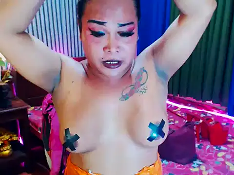 CumFactoryLuna online show from July 24, 2:42 am