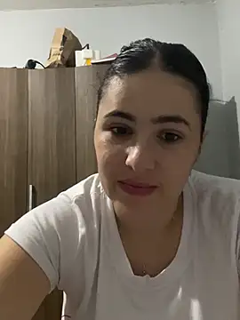 IvettSt  online show from August 4, 3:23 am