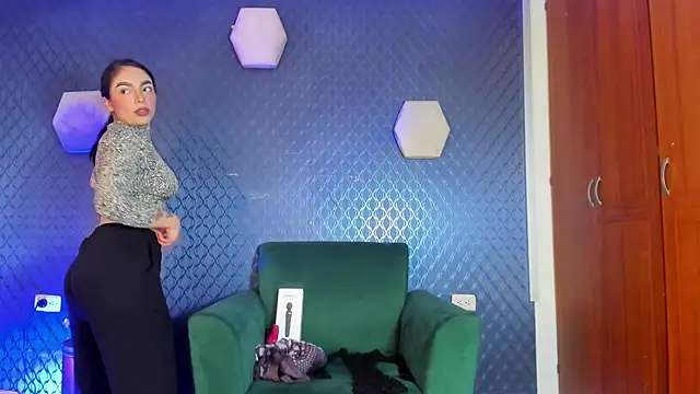 thania 777 online show from October 7, 4:22 pm