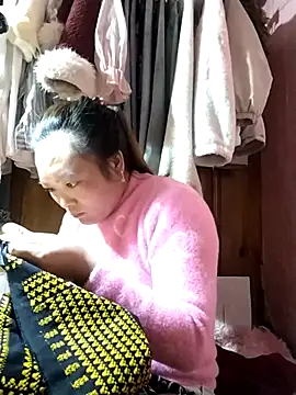 Snapshot of Thuyta chatting on November 1, 2:59 am Thuyta online show from November 1, 2:59 am