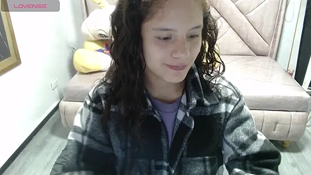 Velvet Moon V online show from November 15, 1:12 pm