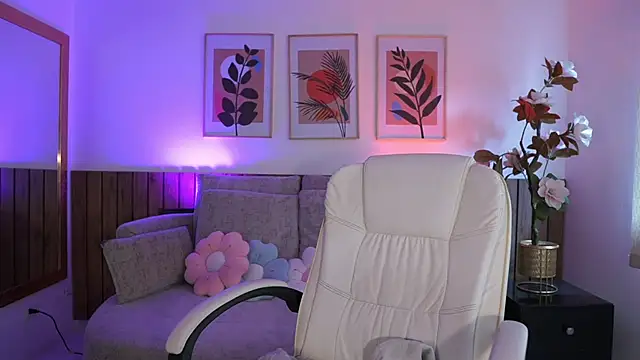 JadeSummerr online show from July 23, 7:11 pm