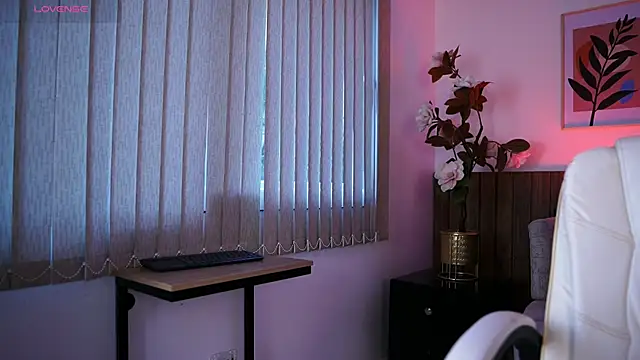 JadeSummerr online show from August 3, 11:38 am