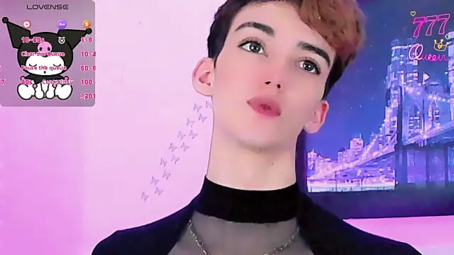 Baby FenixTS online show from June 6, 7:25 am