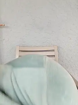 SweetHoney21  online show from March 15, 9:11 am