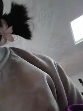 BelhaLawuo online show from March 26, 7:26 pm