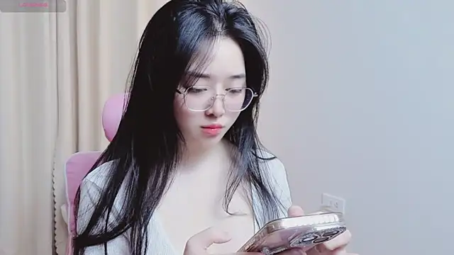 Miu-999 online show from March 7, 7:04 am