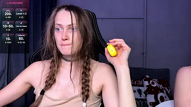 cutemilana sexwife online show from February 6, 3:59 pm