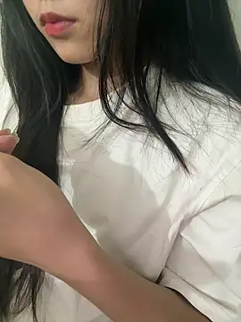 Snapshot of Desi_sara chatting on September 22, 3:43 pm Desi sara online show from September 22, 3:43 pm