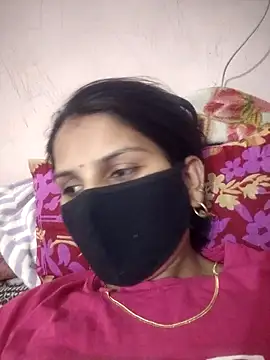 poojam93 online show from May 11, 3:07 pm