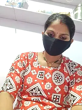 poojam93 online show from October 9, 1:59 pm