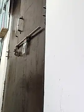 poojam93 online show from December 14, 1:55 am