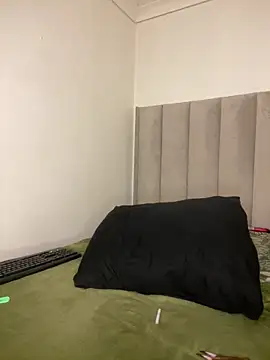 Trans fairy online show from December 18, 8:46 pm