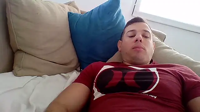 Snapshot of luca23millo90 chatting on October 19, 5:37 pm luca23millo90 online show from October 19, 5:37 pm