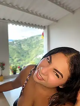 samanthahut1 online show from July 22, 9:49 pm