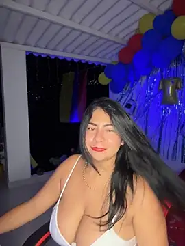 samanthahut1 online show from June 11, 12:32 am