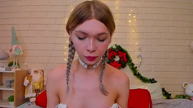 Blondy Fina online show from January 11, 5:34 am