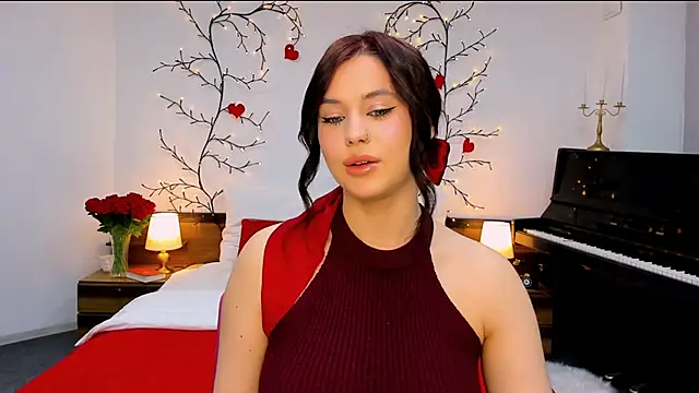 Snapshot of lil_angel_ chatting on October 19, 9:00 am lil angel online show from October 19, 9:00 am