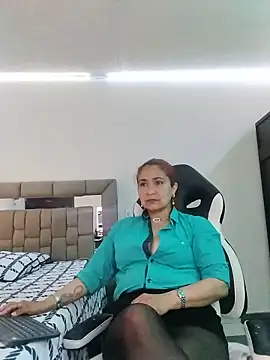 gabrielaponce11 online show from June 21, 1:42 am