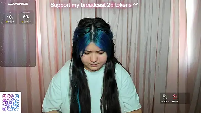 Snapshot of Alisa_Monroe chatting on September 17, 3:15 am Alisa Monroe online show from September 17, 3:15 am