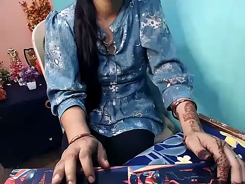 RIYA SOOD online show from September 10, 6:57 am