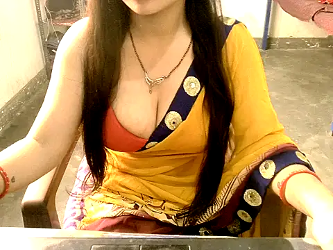 RIYA SOOD online show from October 22, 7:13 am