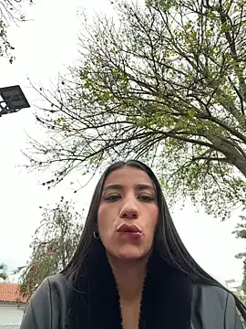 -juicy  online show from February 22, 10:32 pm