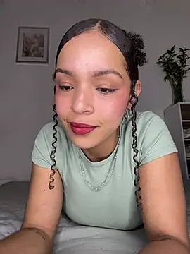 Yasmin777  online show from June 10, 3:17 am