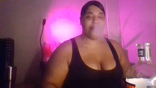 1n0nlythroat online show from August 2, 1:30 am