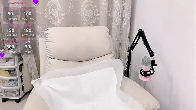 tuantuanle online show from June 14, 4:18 pm