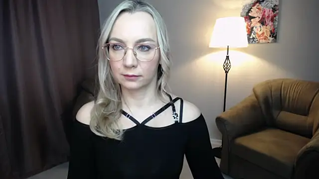 Ava Elior online show from February 13, 9:33 am