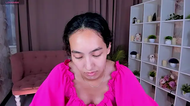 FlirtyAura online show from July 31, 3:29 am