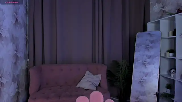 FlirtyAura online show from July 15, 3:33 am