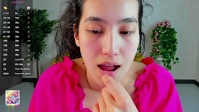 FlirtyAura online show from March 7, 7:37 am