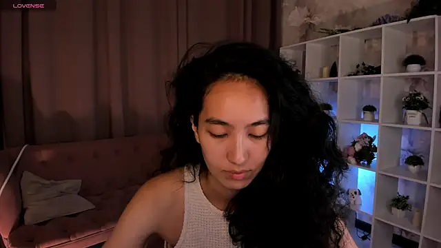 FlirtyAura online show from July 11, 4:01 am
