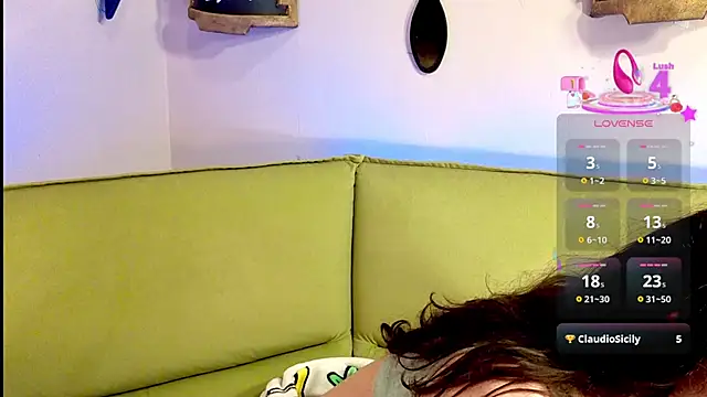 Zesty Peach online show from December 19, 1:21 am