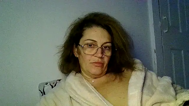 RubyyRosee online show from November 18, 2:40 pm