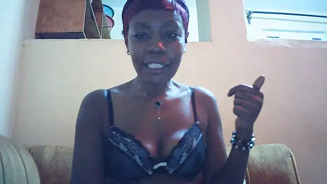 Snapshot of Secret_Wifey chatting on October 5, 8:14 pm Secret Wifey online show from October 5, 8:14 pm