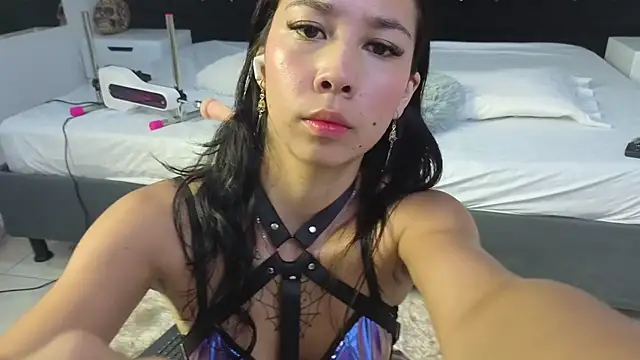 Lisa sweetas online show from March 7, 2:40 am