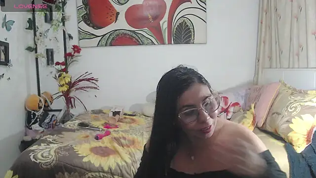 anii mantilla online show from June 13, 3:48 am